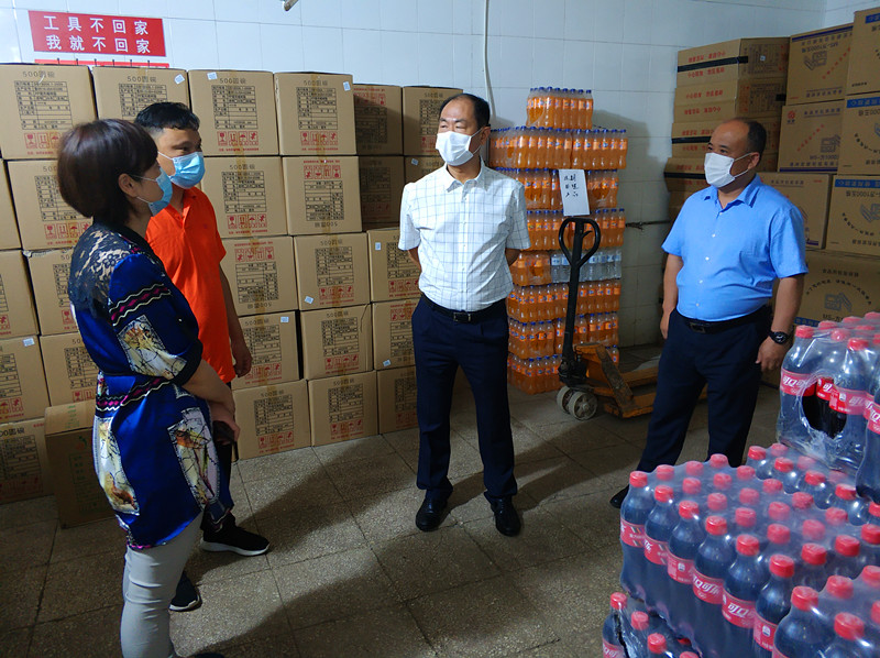 史同偉同志調(diào)研金德利中央廚房運(yùn)行情況