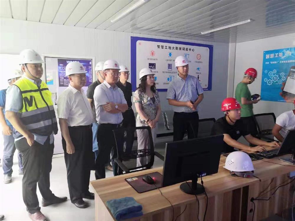 黃蓓總經(jīng)理調(diào)研富元電子高功率芯片項(xiàng)目建設(shè)