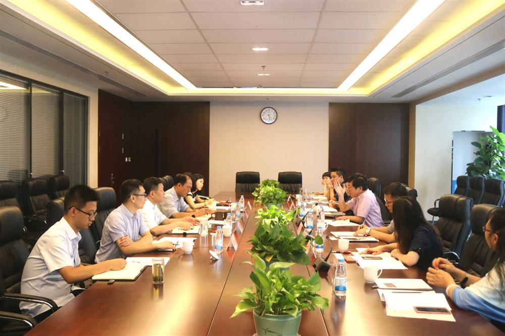 上海建工投資公司董事長張惠忠一行訪問產(chǎn)發(fā)集團